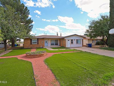 124 Serrania Dr, El Paso, TX, 79932