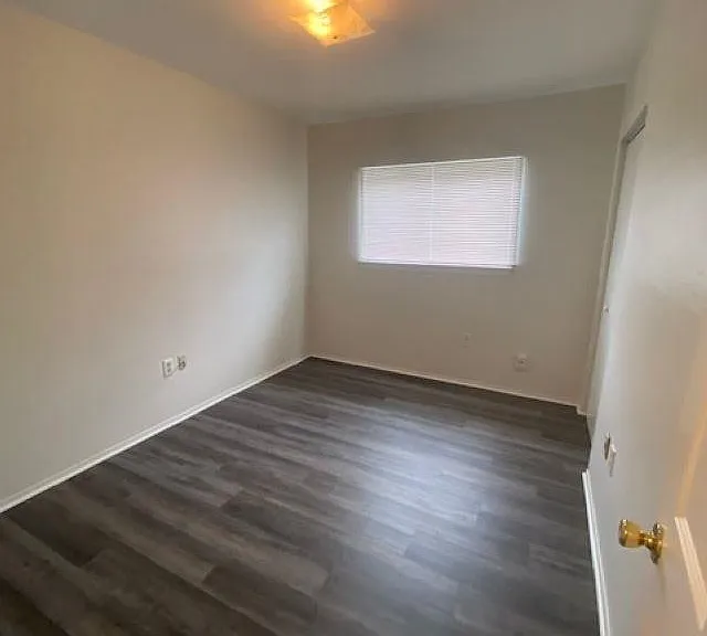 211 Saint Malo St — Photo 12
