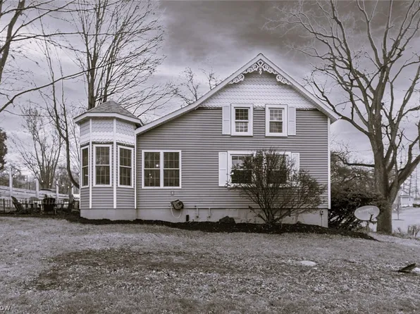 29146 Shoemaker Rd, Salem, OH 44460