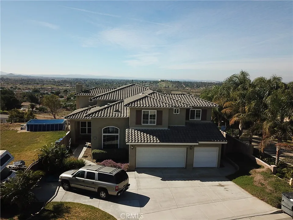 5505 Sunset Ridge Dr
