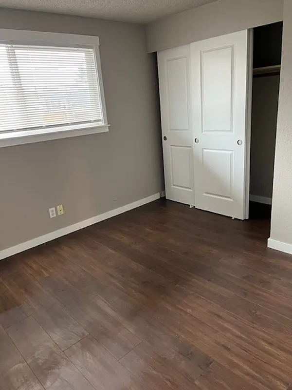 2 bed, 850 sqft, $1,800 — Photo 2