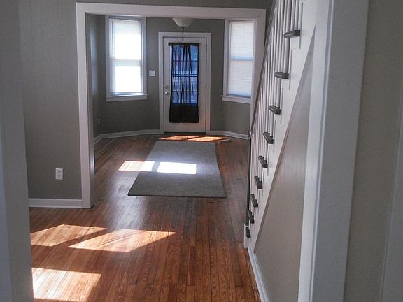 4th image of 1559 Spring Rd