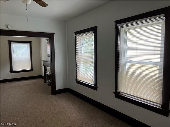 4th image of 1489 Newman Ave