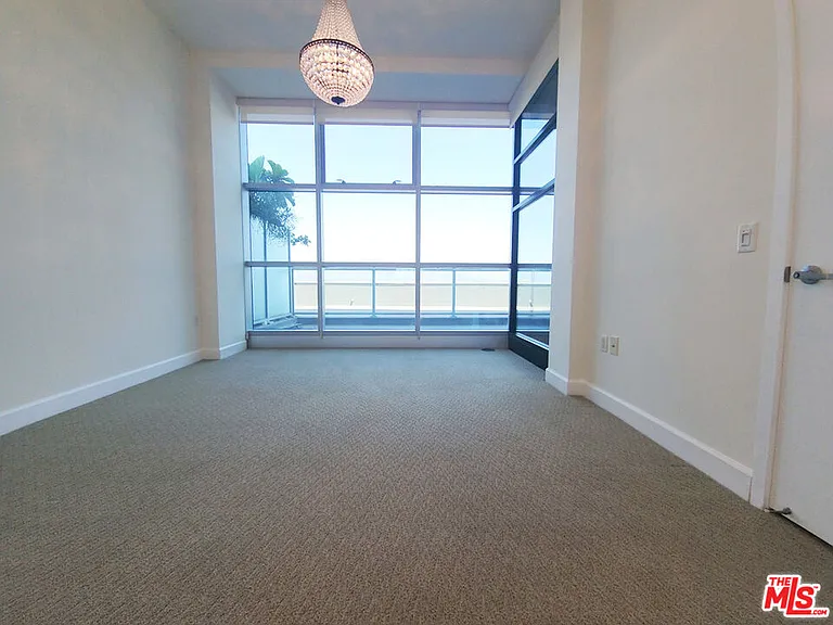 3223 W 6th St #602 — Photo 16