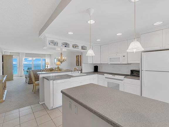 3rd image of 750 N Ocean Boulevard #1808