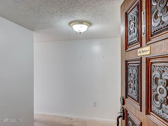 5th image of 7915 LOS ROBLES Court