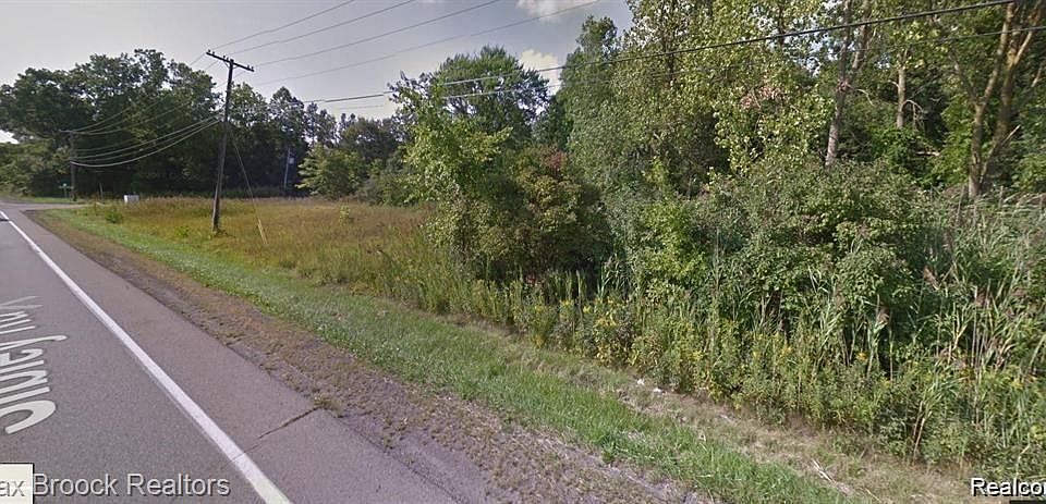 2nd image of Vac Sibley Rd