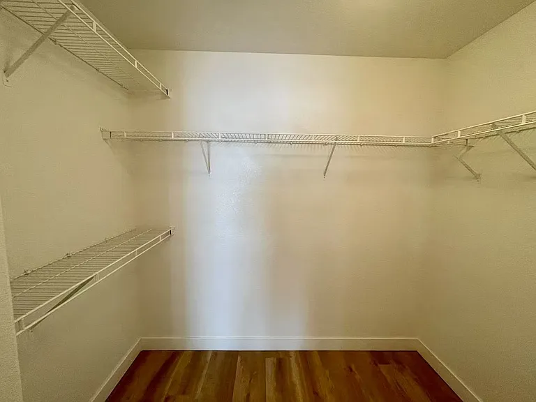 10055 Capistrello Ave — Photo 13