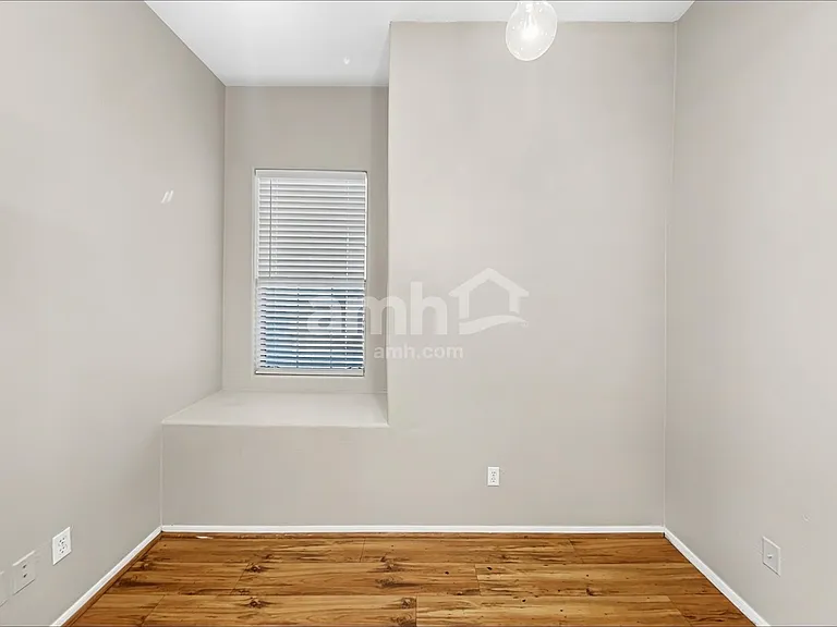 12717 W Earll Dr — Photo 13