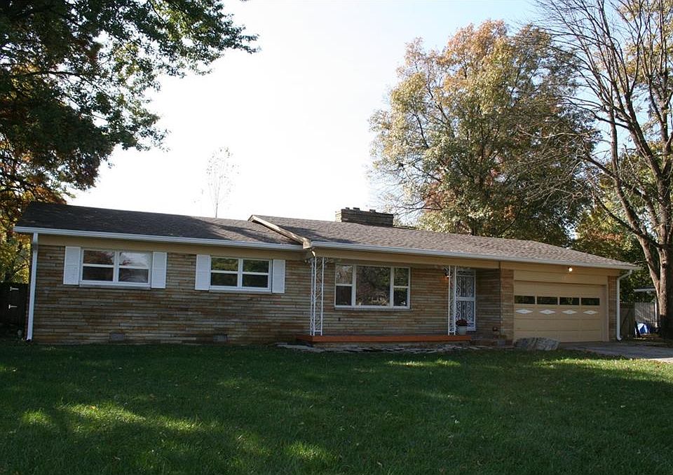 1st image of 115 Woodhill Dr