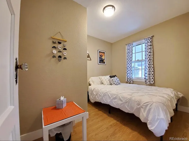 164 S Ogden St — Photo 24