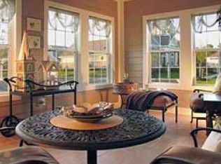 8020 Flint Run Pl, Columbus, OH 43235