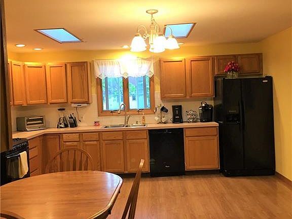 2nd image of 3289 Bethford Dr