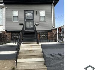 1033 S 55th St #B, Philadelphia, PA 19143