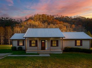 8566 Mendota Rd, Mendota, VA 24270