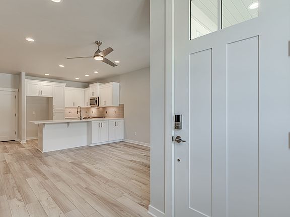 2nd image of 4018 SE Century Blvd