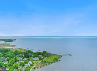 1203 Cove Dr, Churchton, MD 20733