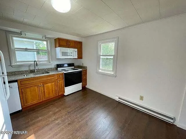 129 N Arch St #2 — Photo 3