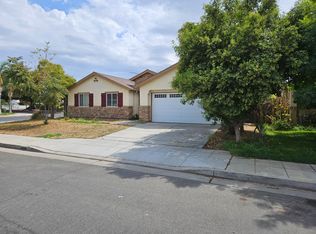 4598 E Eugenia Ave, Fresno, CA 93725