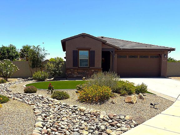 5th image of 455 E Shellie Ct