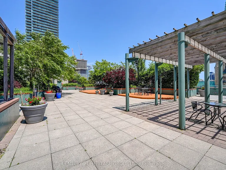92 King St E #207 — Photo 22