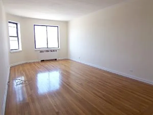 Rented by Douglas Elliman | media 29