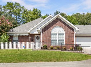 6201 Apple Cider Dr, Louisville, KY 40219