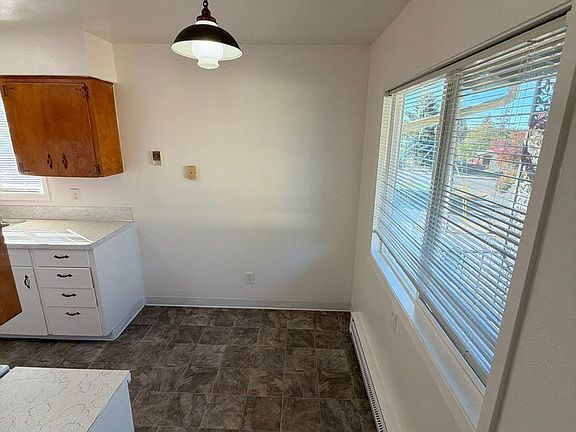 4th image of 280 SE Orchard Ave APT 10