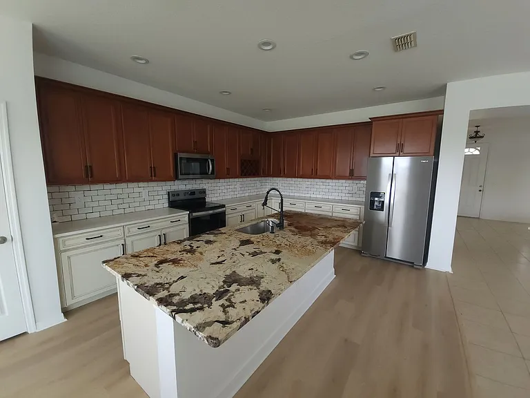 912 N Jacks Lake Rd — Photo 8