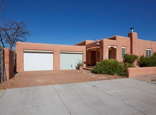 950 Gildersleeve St, Santa Fe, NM 87505