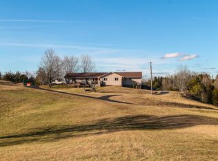 Ofc Wye Dr, Seymour, TN 37865