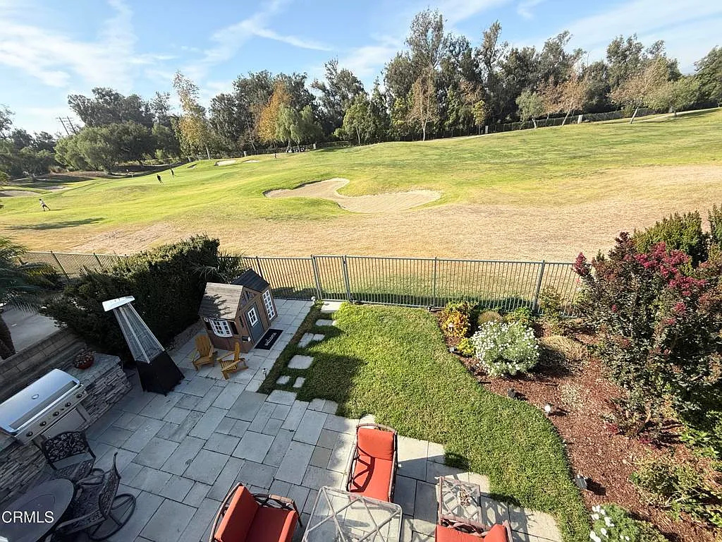 3 bed, 2.5 bath, 2036 sqft, $4,600 — Photo 3