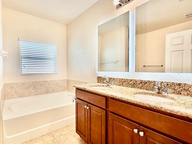 1385 Fuji Dr — Photo 11