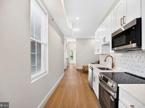 2329 N College Ave, Philadelphia, PA 19121