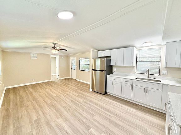 3rd image of 1252 Henderson Creek Dr Lot 4