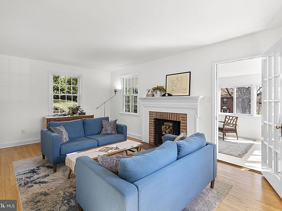 4th image of this home