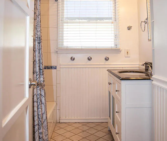 7601 Flight Ave — Photo 18
