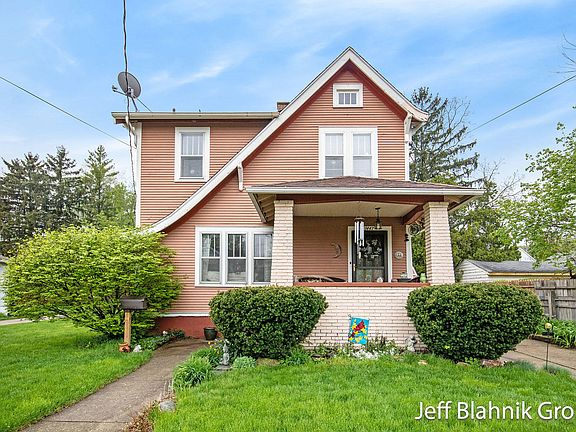 2nd image of 1447 Pine Ave NW
