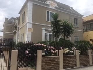 Bldg exterior-gated
