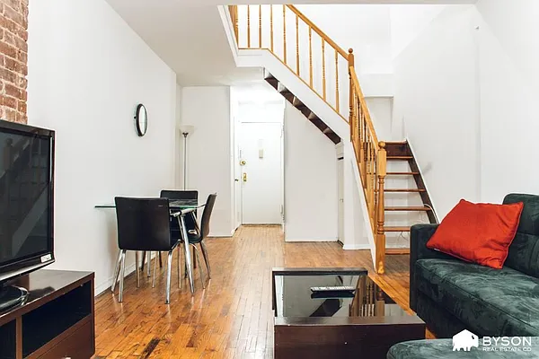 Rented by Byson Real Estate Company | media 3