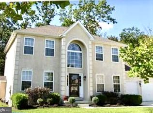 142 Quiet Rd, Sicklerville, NJ 08081