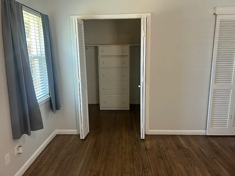 1511 Wysong Dr — Photo 17