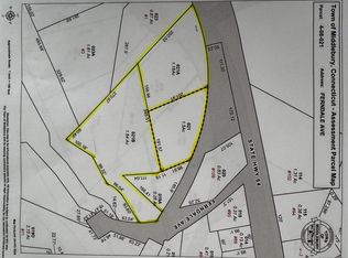 Ferndale Ave, Middlebury, CT 06762