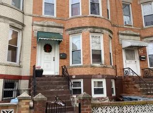646 40th St, Brooklyn, NY 11232