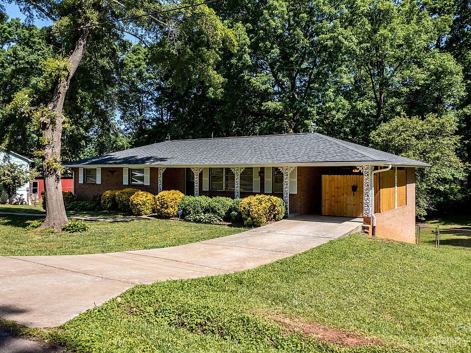 2556 12th Ave SW, Hickory, NC 28602 Zillow