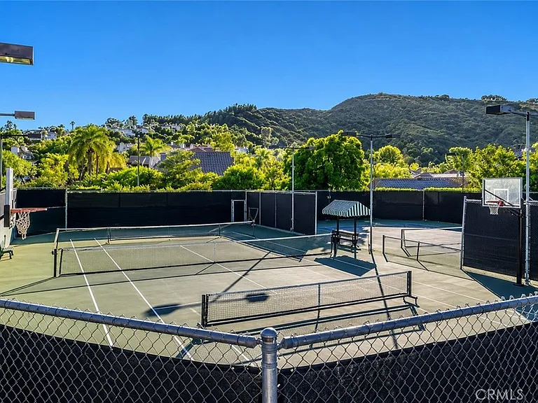 3339 Paseo Del Sol — Photo 45