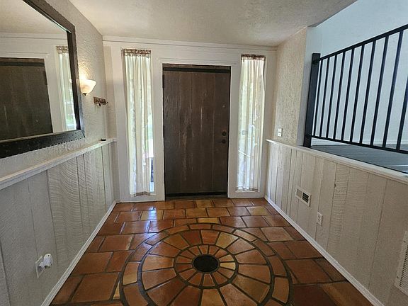 3rd image of 2251 Viehe Dr