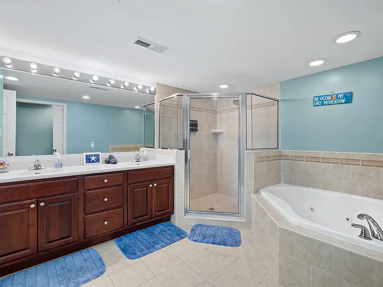 107 Somerset St #203 — Photo 24
