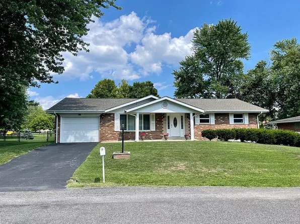 3110 Mary Dr, Maryville, IL 62062