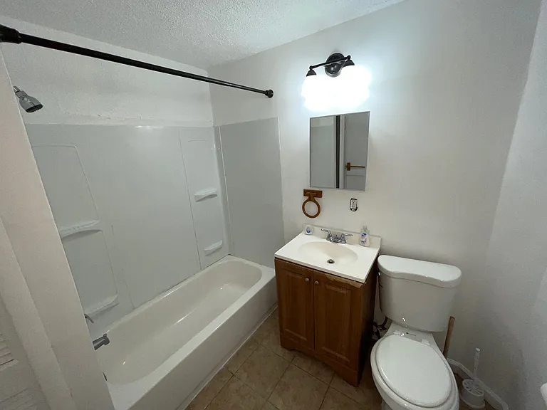 5 N Cannon Dr — Photo 10